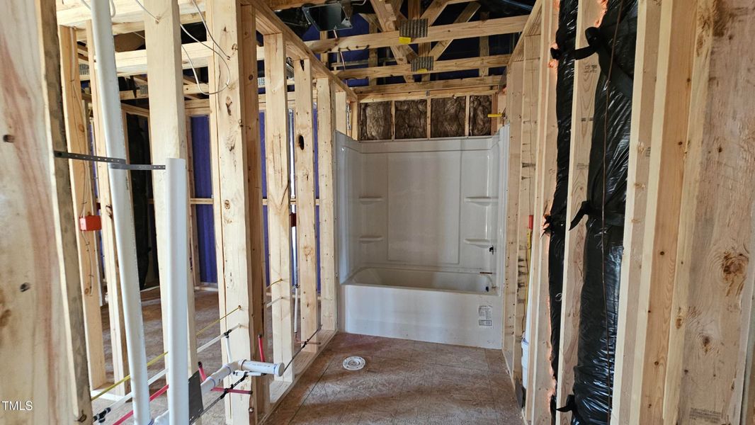 Spacious, unfurnished interior of a new home in Springvale, Willow Spring (Image 43). Spacious, unfurnished interior of a new home in Springvale, Willow Spring (Image 43).