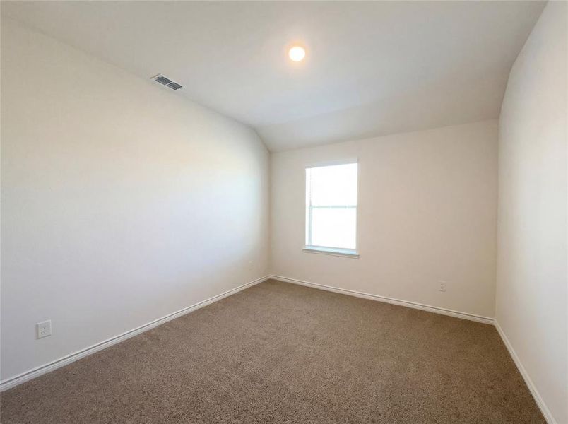 Spacious, unfurnished interior of a new home in Silverado, Aubrey (Image 14).