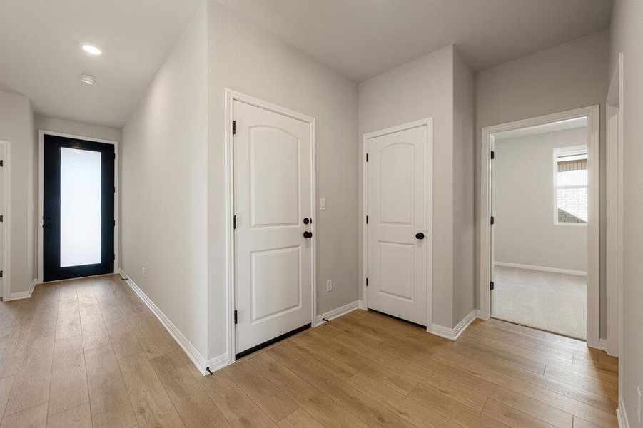 Spacious, unfurnished interior of a new home in Berry Creek Highlands, Georgetown (Image 31). Spacious, unfurnished interior of a new home in Berry Creek Highlands, Georgetown (Image 31).