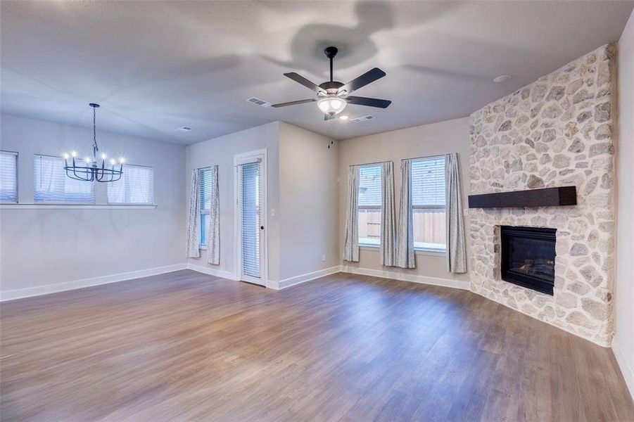Spacious, unfurnished interior of a new home in , Van Alstyne (Image 18). Spacious, unfurnished interior of a new home in , Van Alstyne (Image 18).