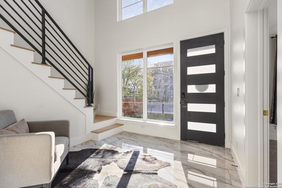 Spacious, unfurnished interior of a new home in , San Antonio (Image 22).