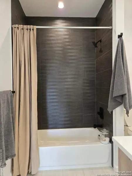 Furnished interior view inside a new home in , San Antonio (Image 9).