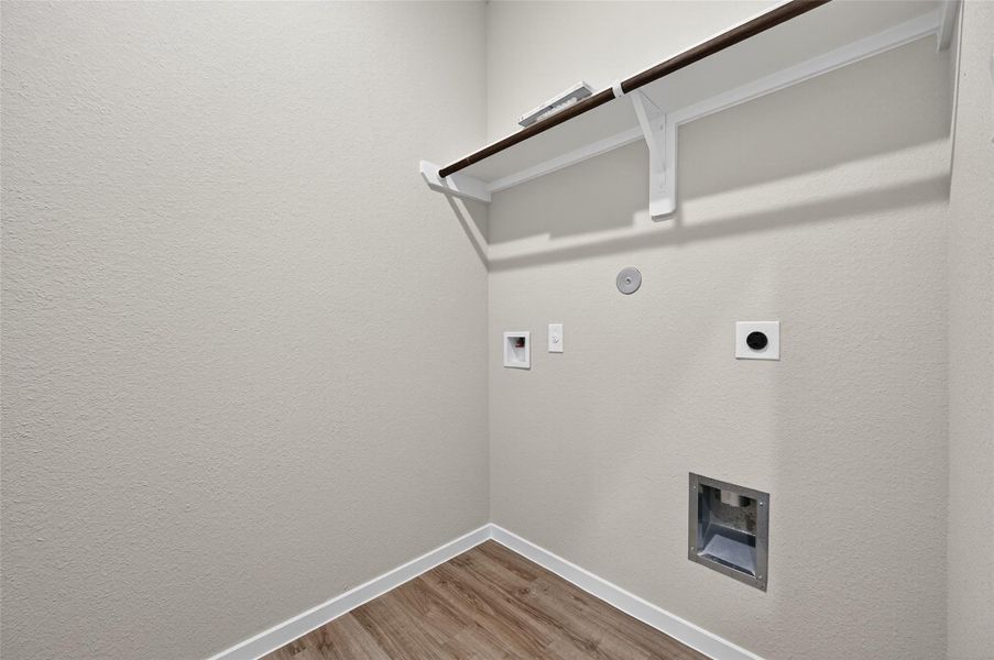 Spacious, unfurnished interior of a new home in Cypress Green, Hockley (Image 38).