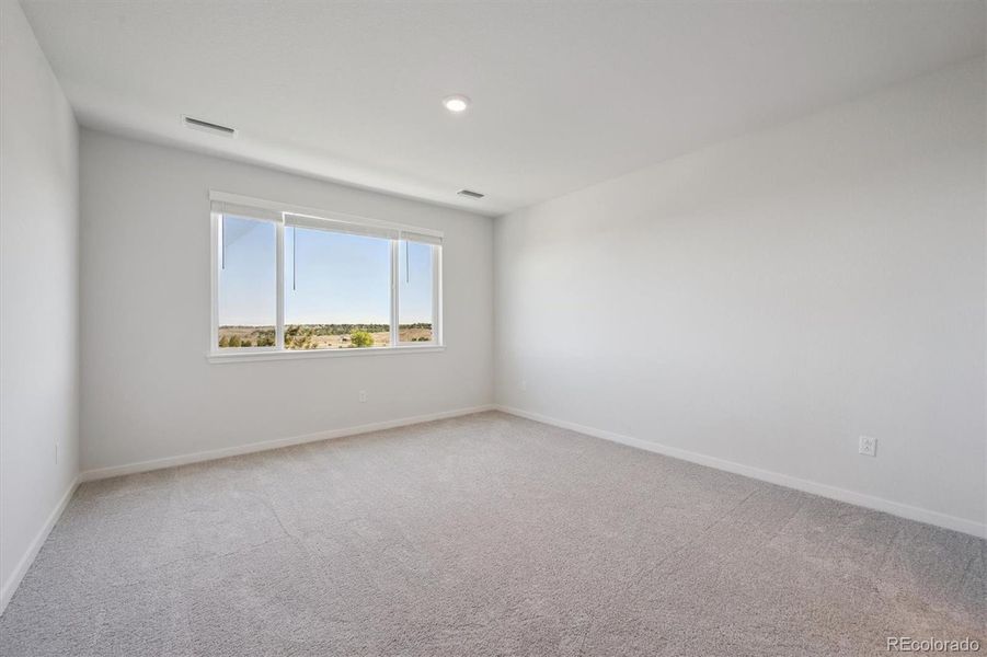 Spacious, unfurnished interior of a new home in Condo Collection at Grand Vue at Interlocken, Broomfield (Image 8). Spacious, unfurnished interior of a new home in Condo Collection at Grand Vue at Interlocken, Broomfield (Image 8).