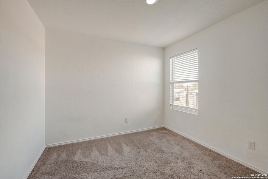 Spacious, unfurnished interior of a new home in , San Antonio (Image 11).