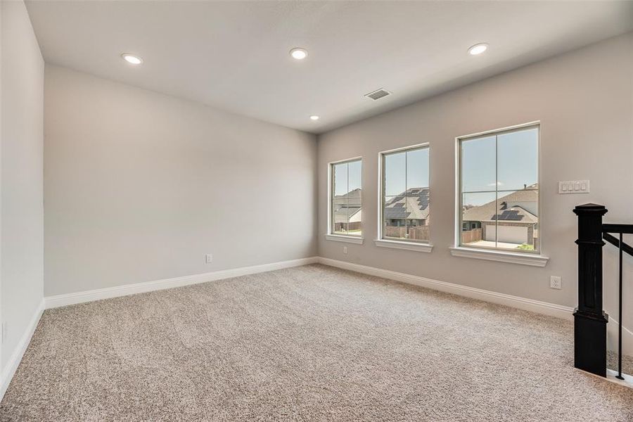 Spacious, unfurnished interior of a new home in Villages of Creekwood, Frisco (Image 15). Spacious, unfurnished interior of a new home in Villages of Creekwood, Frisco (Image 15).