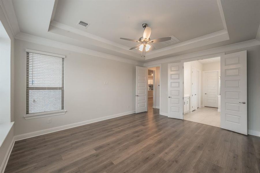 Spacious, unfurnished interior of a new home in Karis, Crowley (Image 16).