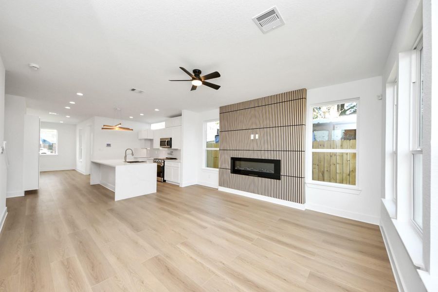 Spacious, unfurnished interior of a new home in , Houston (Image 19). Spacious, unfurnished interior of a new home in , Houston (Image 19).