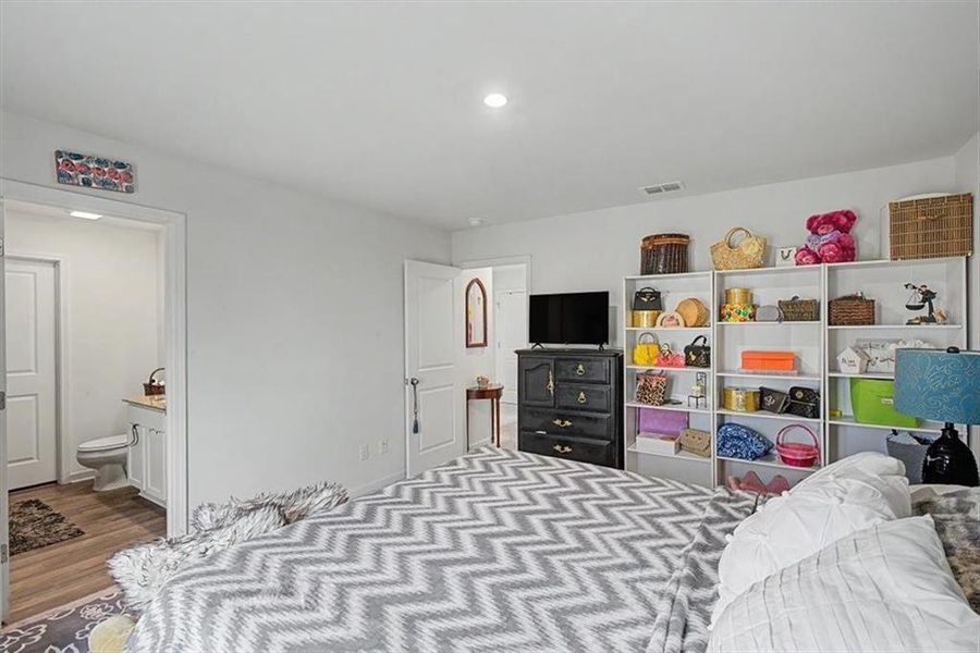 Furnished interior view inside a new home in Kingston Park, Kingston (Image 20).