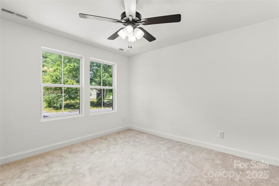 Spacious, unfurnished interior of a new home in , Gastonia (Image 12).