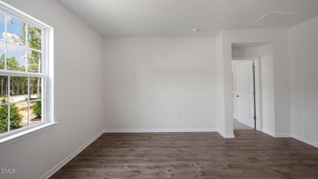 75-tobacco-woods-016