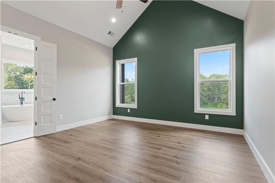 Spacious, unfurnished interior of a new home in , Carrollton (Image 27).