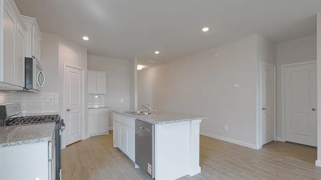 Furnished interior view inside a new home in Vista Point, Grandview (Image 4).
