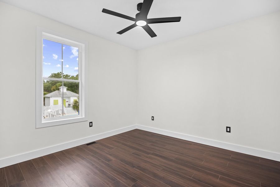 Spacious, unfurnished interior of a new home in , Pawleys Island (Image 16).
