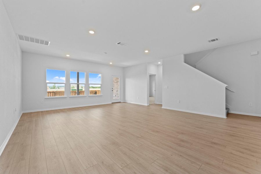 Spacious, unfurnished interior of a new home in Palomino, Manor (Image 17).