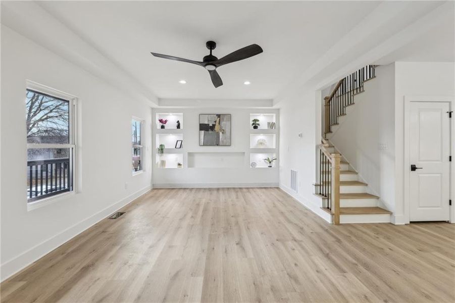 Spacious, unfurnished interior of a new home in , Atlanta (Image 32).