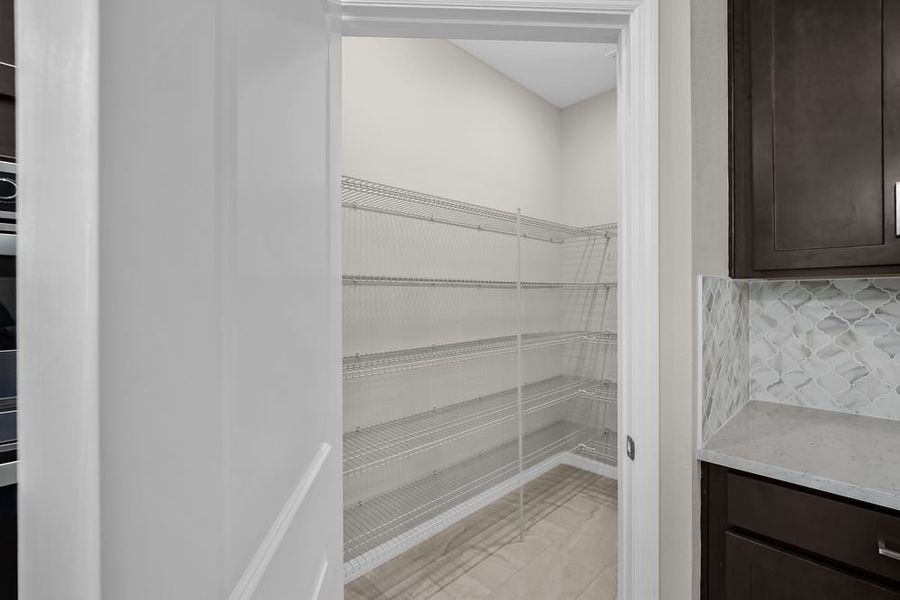 Image 41 of a home in Veranda Oaks.