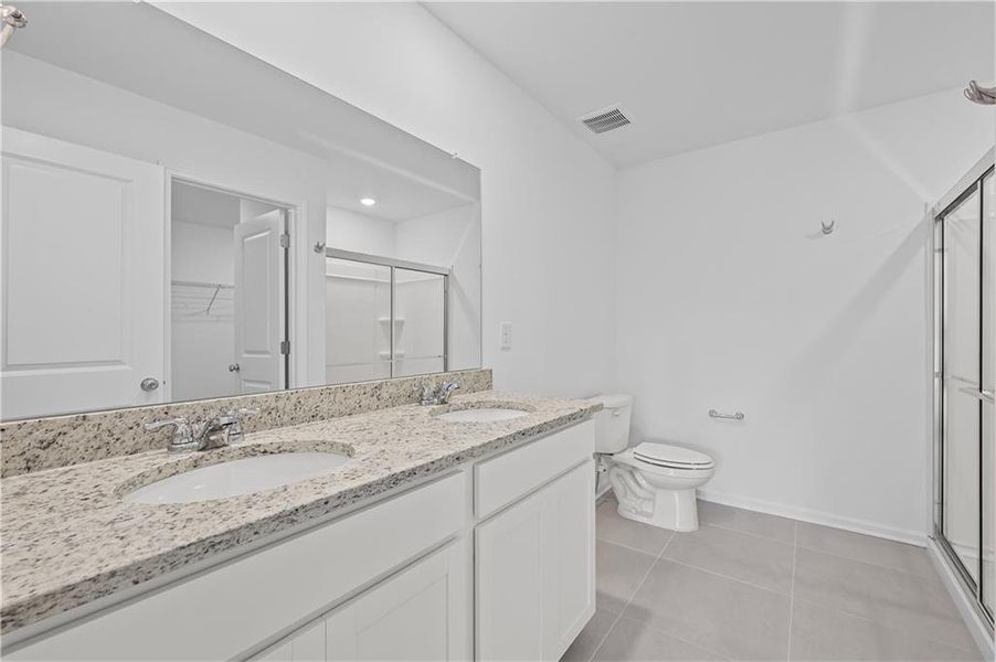 Furnished interior view inside a new home in Avery Ridge, Gainesville (Image 4).