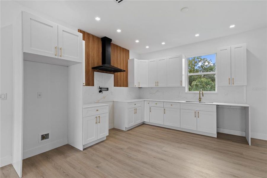 Image 25 of a home in .