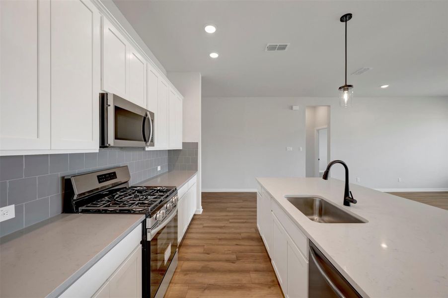 Furnished interior view inside a new home in Beacon Point at Lago Mar 50’ Homesites, Texas City (Image 8).