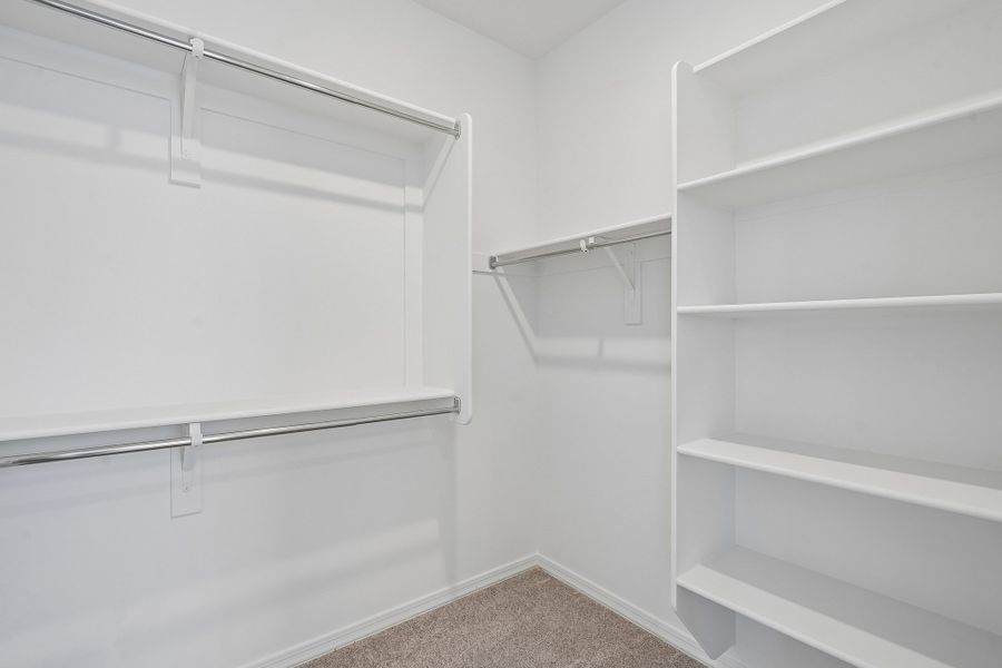 Spacious, unfurnished interior of a new home in Rancho Mercado, Surprise (Image 28).
