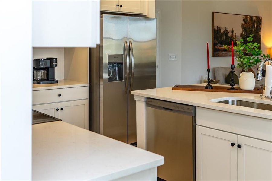 Furnished interior view inside a new home in Hampton Ridge, Jefferson (Image 7).
