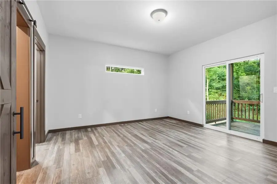 Spacious, unfurnished interior of a new home in , Talking Rock (Image 22). Spacious, unfurnished interior of a new home in , Talking Rock (Image 22).