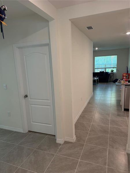 Spacious, unfurnished interior of a new home in Fountain View, Ormond Beach (Image 6). Spacious, unfurnished interior of a new home in Fountain View, Ormond Beach (Image 6).