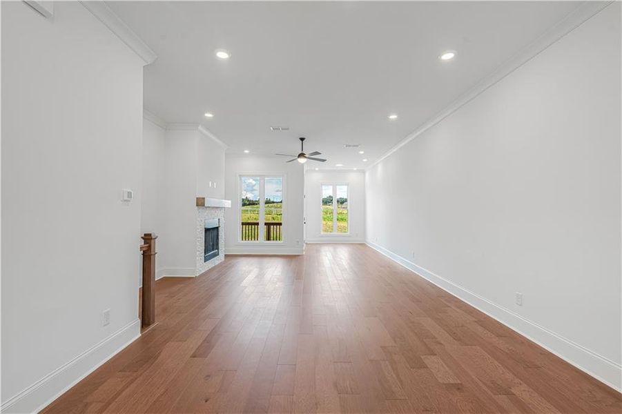 Spacious, unfurnished interior of a new home in Waterhaven, Cumming (Image 58).