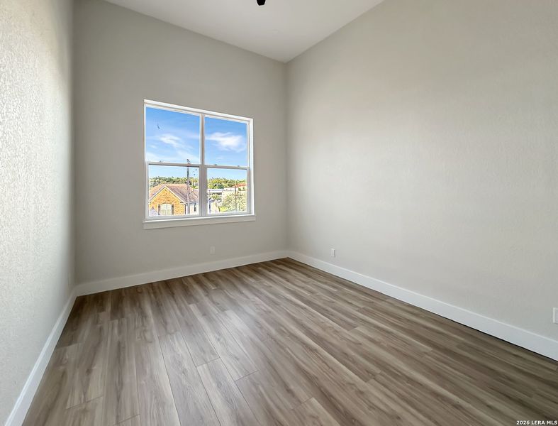 Spacious, unfurnished interior of a new home in , San Antonio (Image 13).