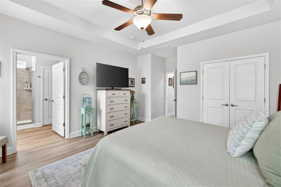 Furnished interior view inside a new home in , Hartwell (Image 17).