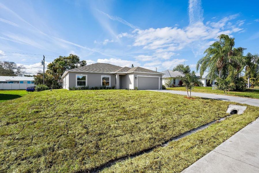 418-Easy-St-HigMedia-009-2000