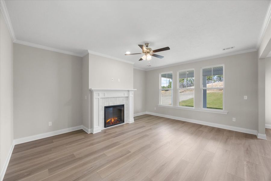 Spacious, unfurnished interior of a new home in Windsor, North Augusta (Image 15).