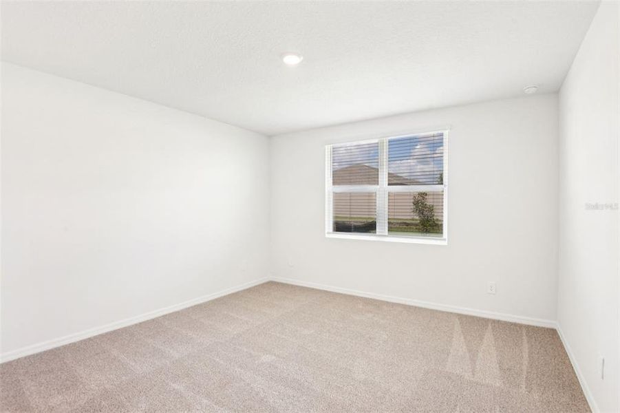 Spacious, unfurnished interior of a new home in Two Rivers - Classic Series, Zephyrhills (Image 21).