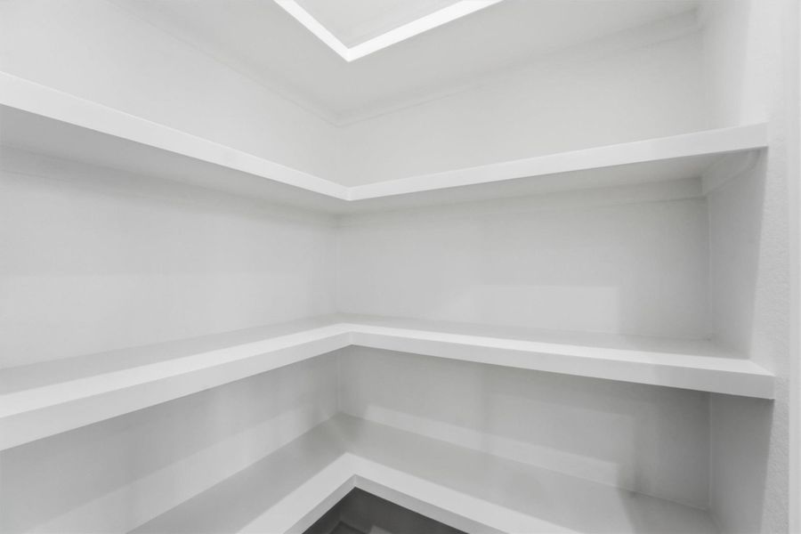 Spacious, unfurnished interior of a new home in , Houston (Image 17).