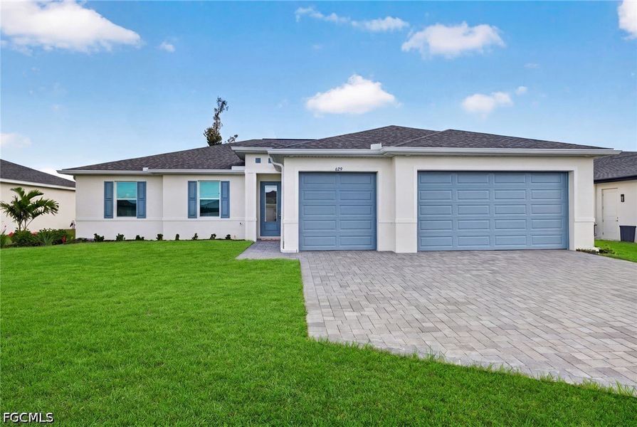 Image 38 of a home in Cape Coral. Image 38 of a home in Cape Coral.