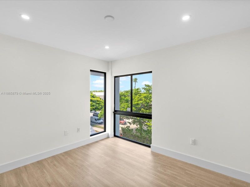 Spacious, unfurnished interior of a new home in , Miami Beach (Image 19). Spacious, unfurnished interior of a new home in , Miami Beach (Image 19).
