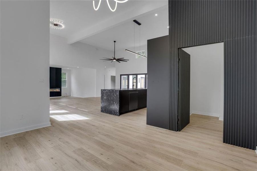 Spacious, unfurnished interior of a new home in , Atlanta (Image 29).