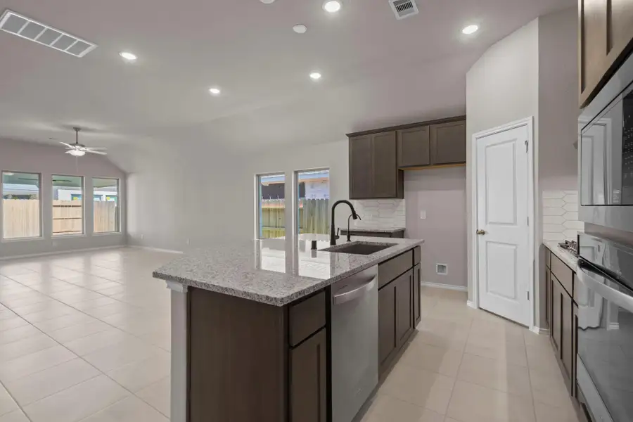 Furnished interior view inside a new home in Grand Central Park, Conroe (Image 5). Furnished interior view inside a new home in Grand Central Park, Conroe (Image 5).