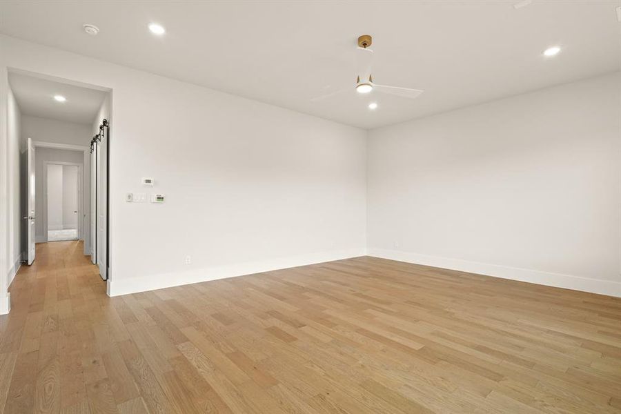Spacious, unfurnished interior of a new home in Chapel View, Heath (Image 28).