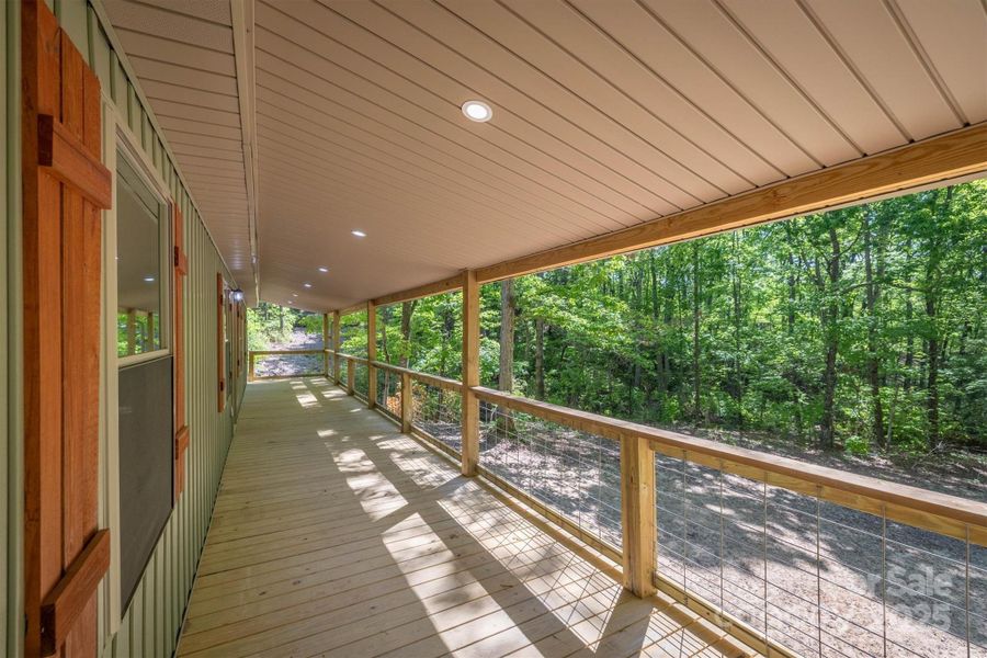 Spacious, unfurnished interior of a new home in , Valdese (Image 14).