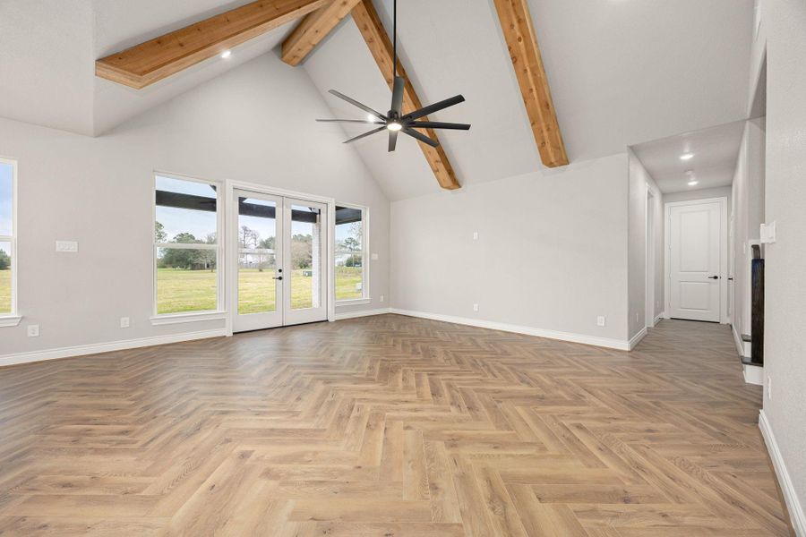 Spacious, unfurnished interior of a new home in , Waller (Image 42).