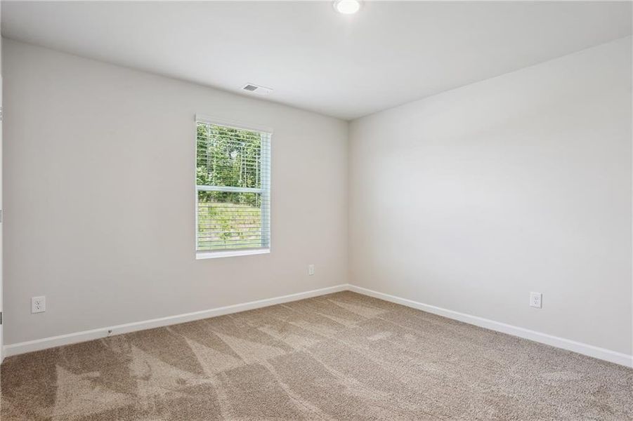 Spacious, unfurnished interior of a new home in River Walk Farm, Covington (Image 22).