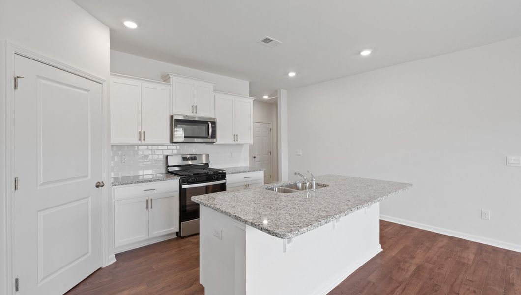 Furnished interior view inside a new home in Sage Grove, Lyman (Image 8).