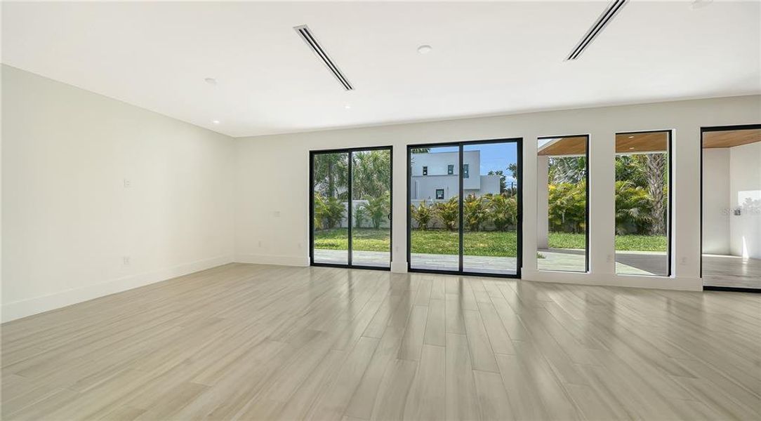 Spacious, unfurnished interior of a new home in , Sarasota (Image 27). Spacious, unfurnished interior of a new home in , Sarasota (Image 27).