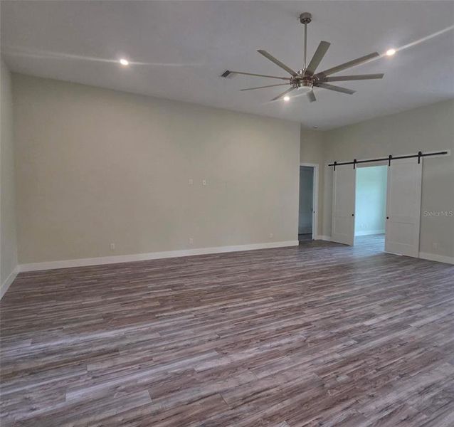 Spacious, unfurnished interior of a new home in , North Port (Image 26).