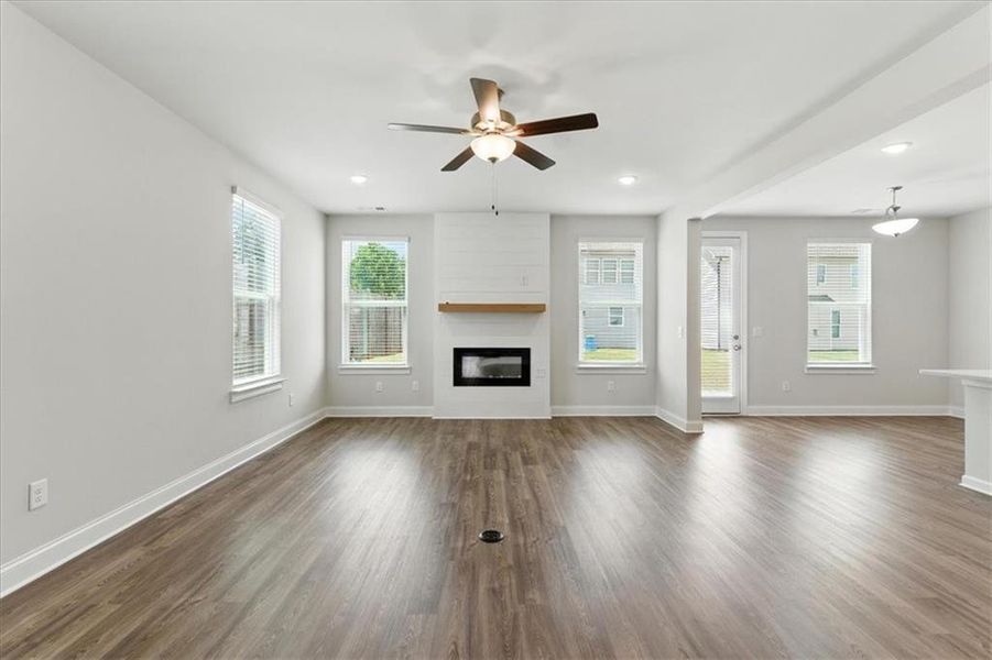 Spacious, unfurnished interior of a new home in The Village at Shallowford, Kennesaw (Image 17). Spacious, unfurnished interior of a new home in The Village at Shallowford, Kennesaw (Image 17).