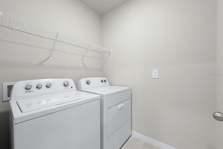 Close-up of interior finishes inside a home in , Port Charlotte (Image 19).