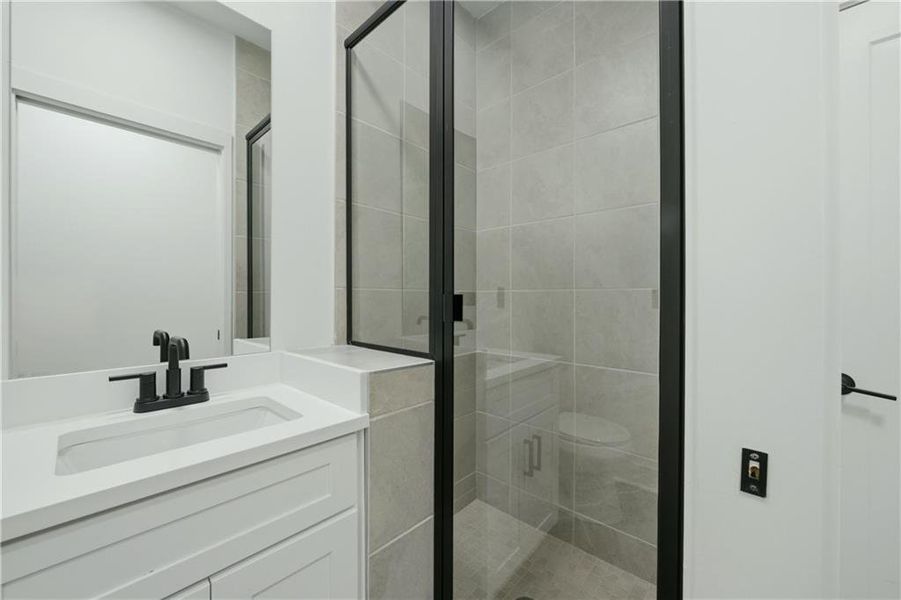 Image 21 of a home in .