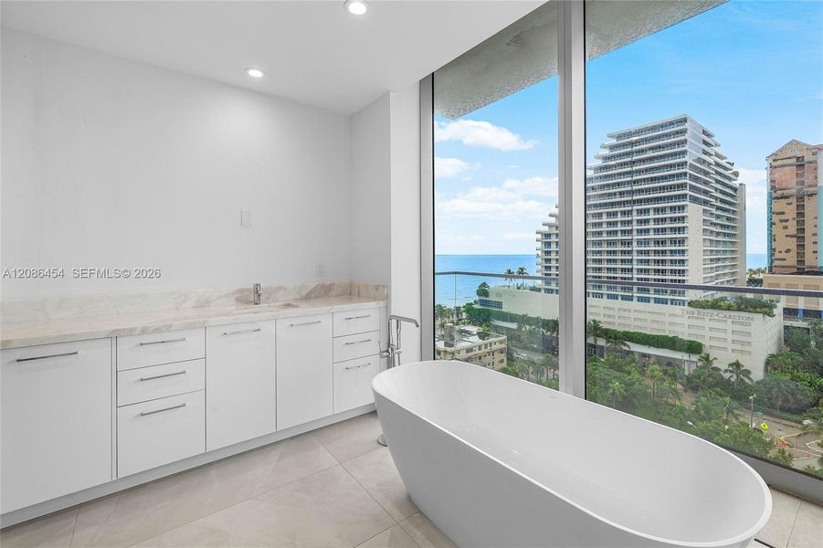 Furnished interior view inside a new home in , Fort Lauderdale (Image 10).